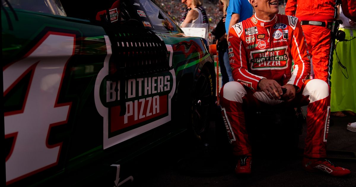 Kevin Harvick Attempts to End NASCAR Winless Streak at New Hampshire Race Delayed by Rain