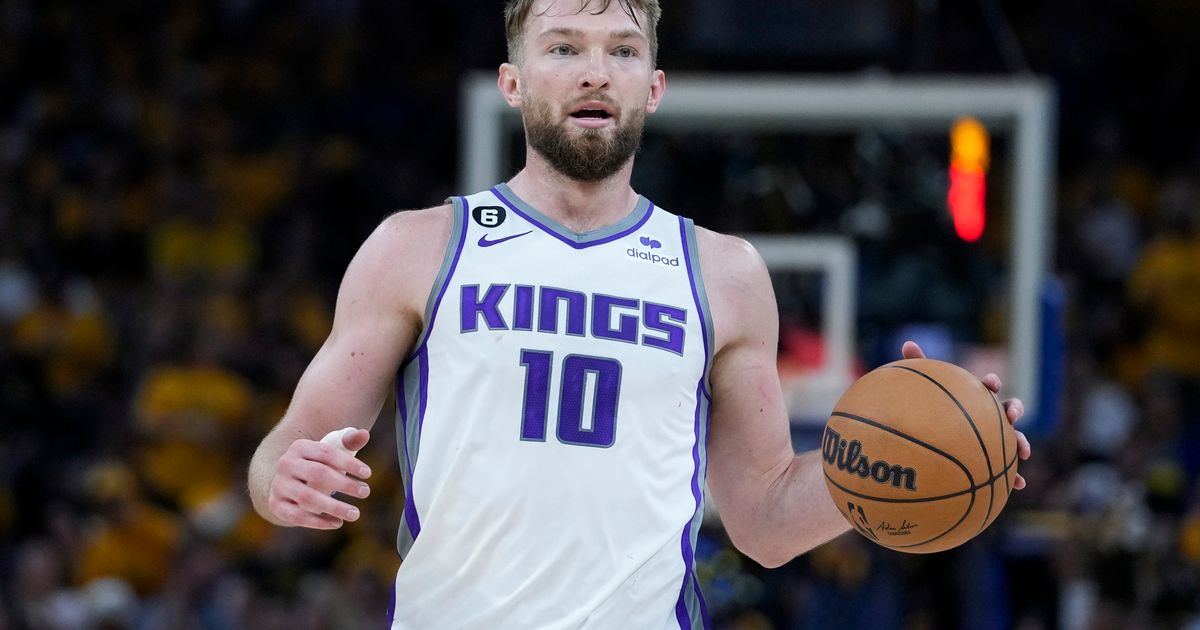 Kings and Jazz Agree to Contract Extensions with Sabonis and Clarkson: Sources