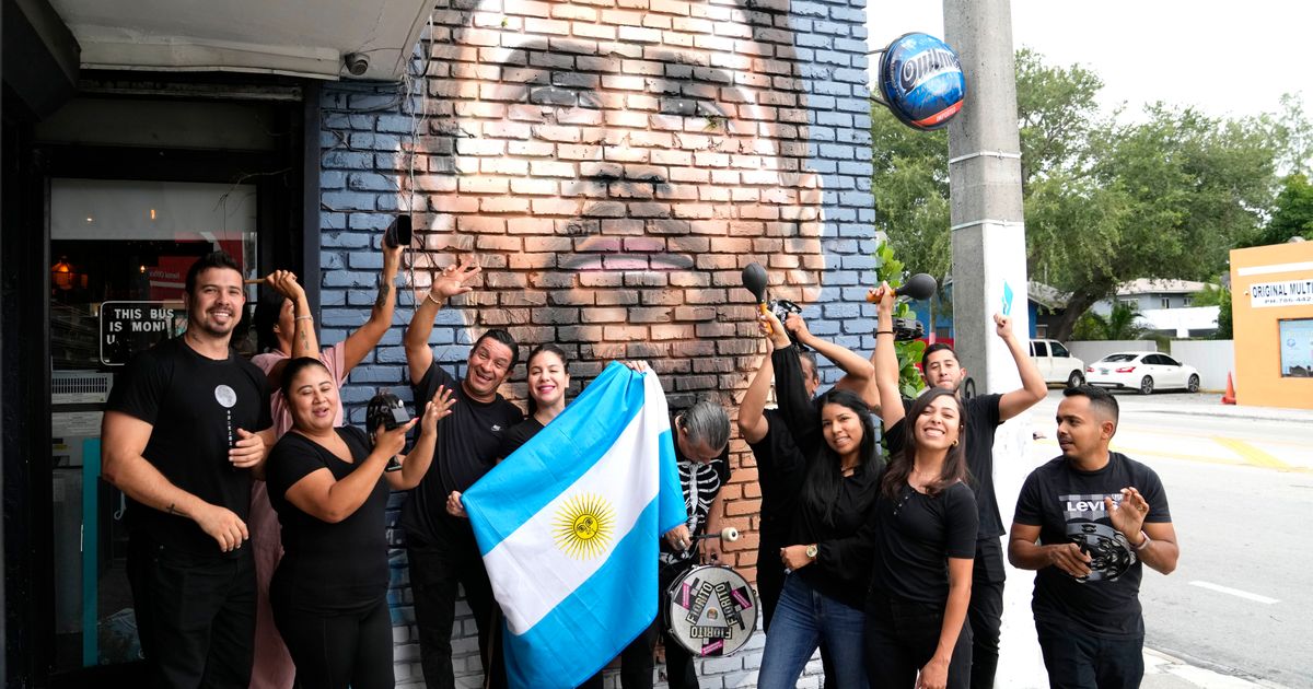 Lionel Messi Signs with Inter Miami and Major League Soccer