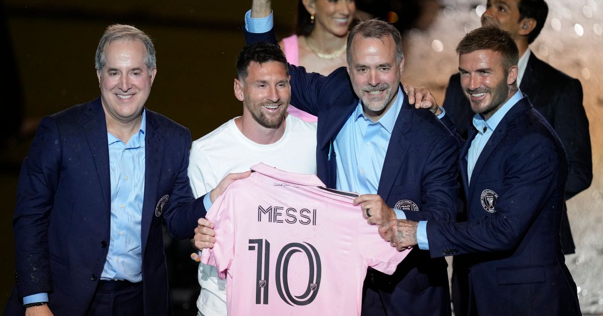 Lionel Messi to Make Debut at 18,000-Seat DRV PNK Stadium on Friday