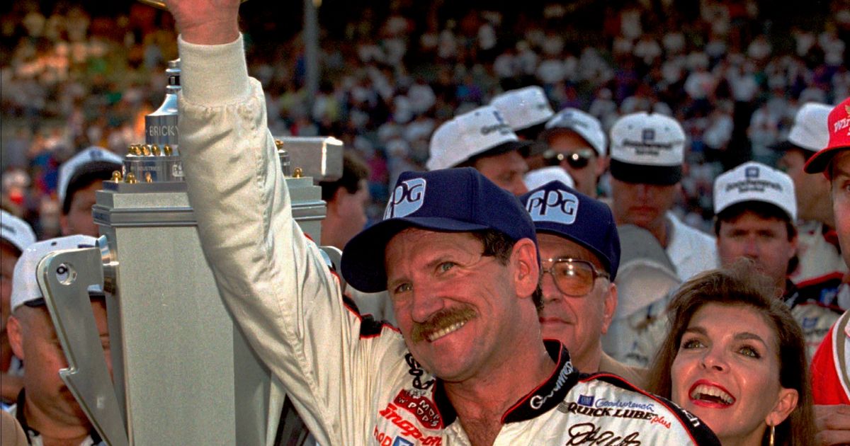 NASCAR's Most Pivotal Moment: Dale Earnhardt's Death in the 2001 Daytona 500