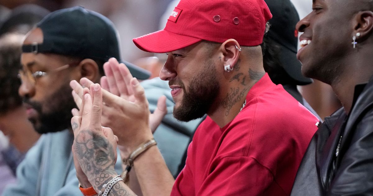 Neymar Fined $3.3 Million for Constructing Illegal Artificial Lake at Mansion in Brazil