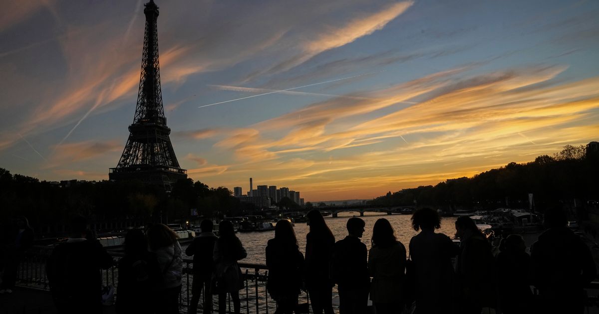 "Preparing for the Post-Pandemic Olympics: How Paris is Welcoming Fans and Hosting 32 Sports"