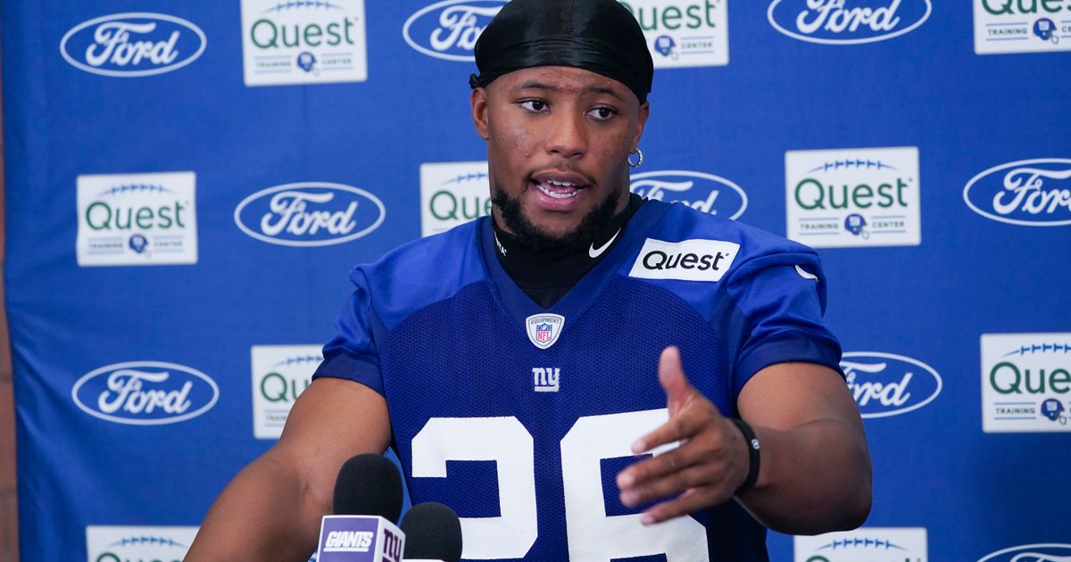 Saquon Barkley Signs Franchise Tag, Remains with New York Giants