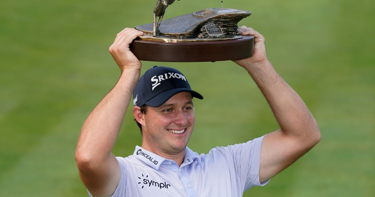 Sepp Straka Secures John Deere Classic Victory with Final-Round 62 Despite Double Bogey on Last Hole