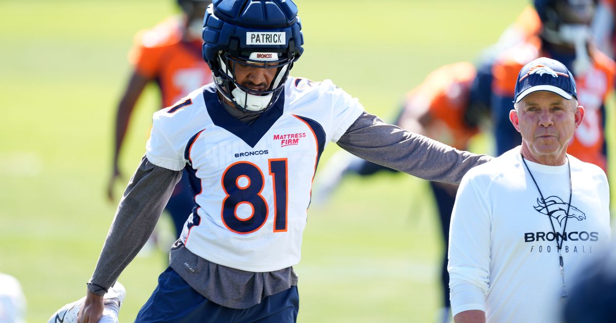 Tim Patrick Suffers Right Leg Injury, Carted Off Field During Broncos Game