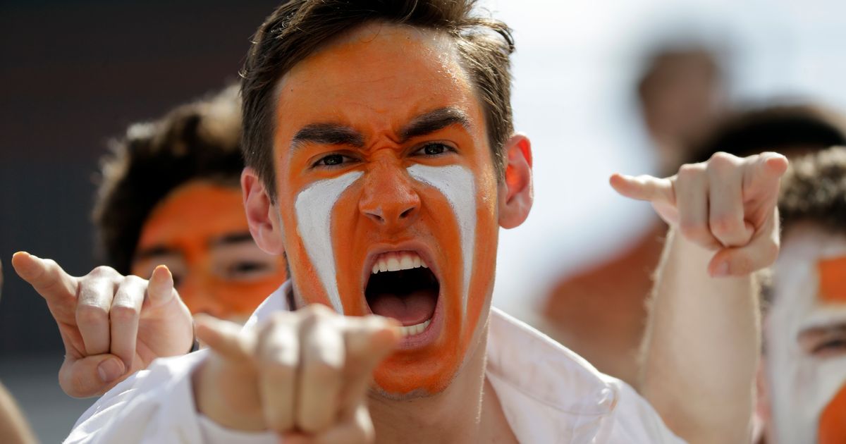 2023 College Football Season Marks End of Era with Super Conferences and CFP Expansion