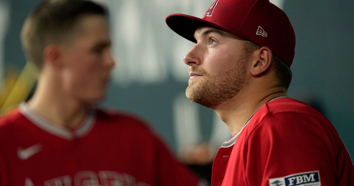 Angels' Detmers Carries No-Hitter Into 8th Inning, Ohtani Hits 42nd Homer in 2-0 Win Over Rangers