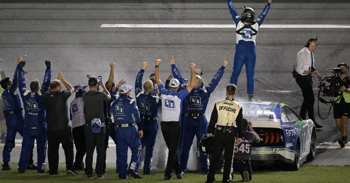 Chris Buescher and William Byron Start NASCAR Playoffs as Unexpected Favorites