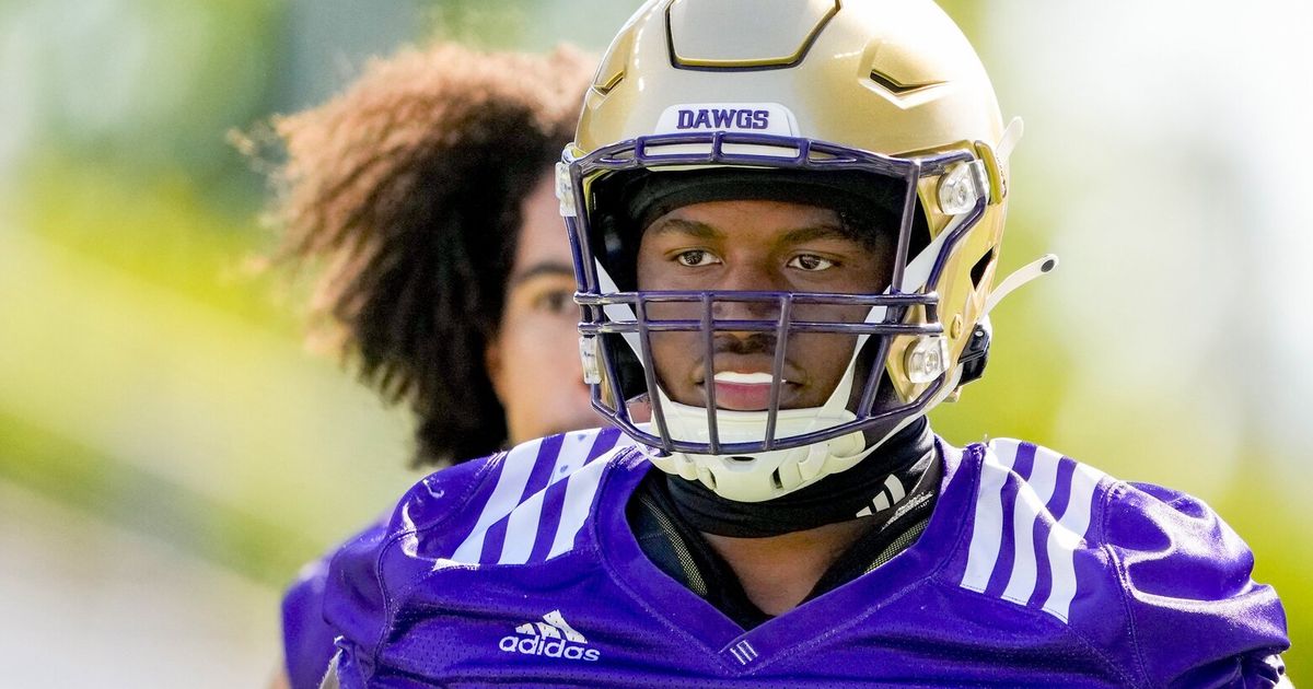 Dillon Johnson Demonstrates Why UW Has 'Best Offense in the Country'