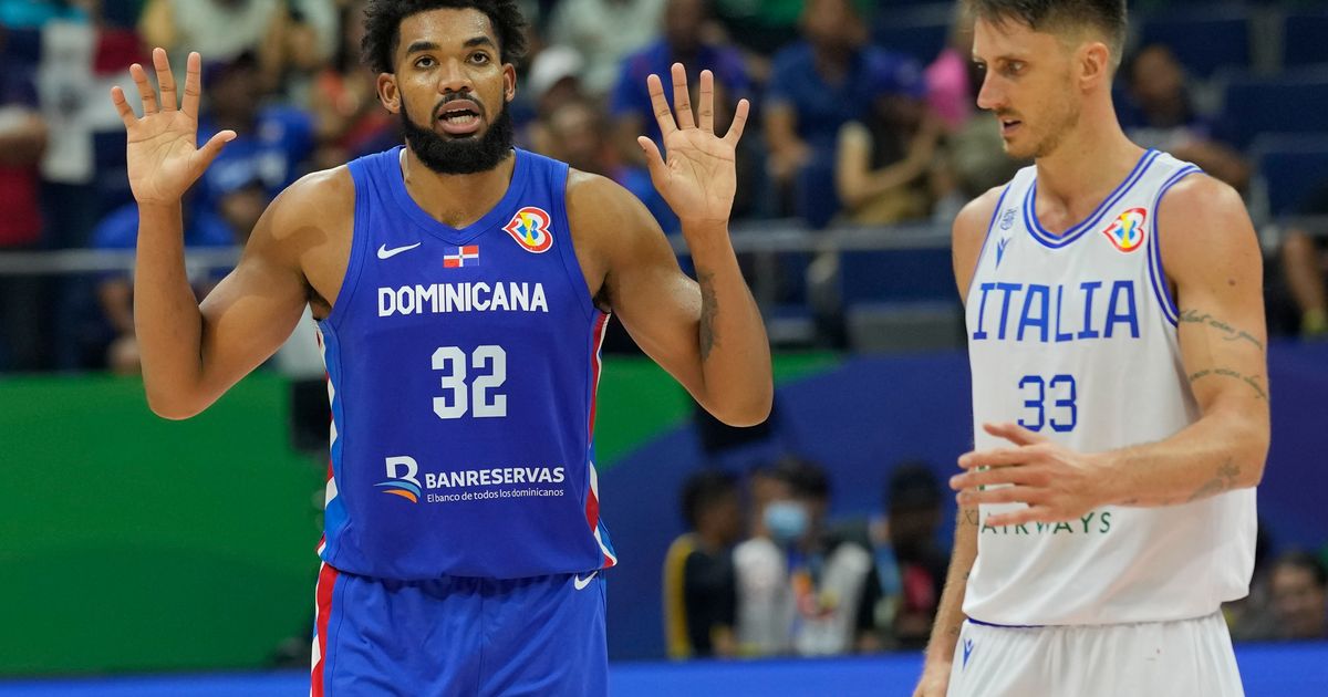 Dominican Republic Defeats Italy, Canada Triumphs in World Cup Match