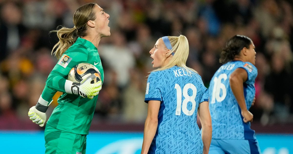 England's Mary Earps Makes Crucial Save in Women's World Cup, but Not Enough to Secure Victory