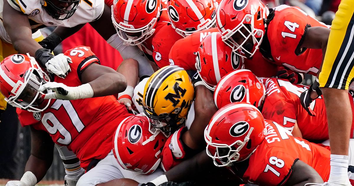 Georgia Aiming for Third Consecutive Championship Title as Number One in AP Top 25; Michigan and Ohio State Up Next