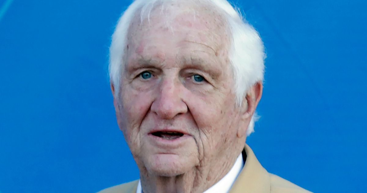 Gil Brandt, Pro Football Hall of Famer Who Helped Establish the Dallas Cowboys as "America's Team," Passes Away at 91