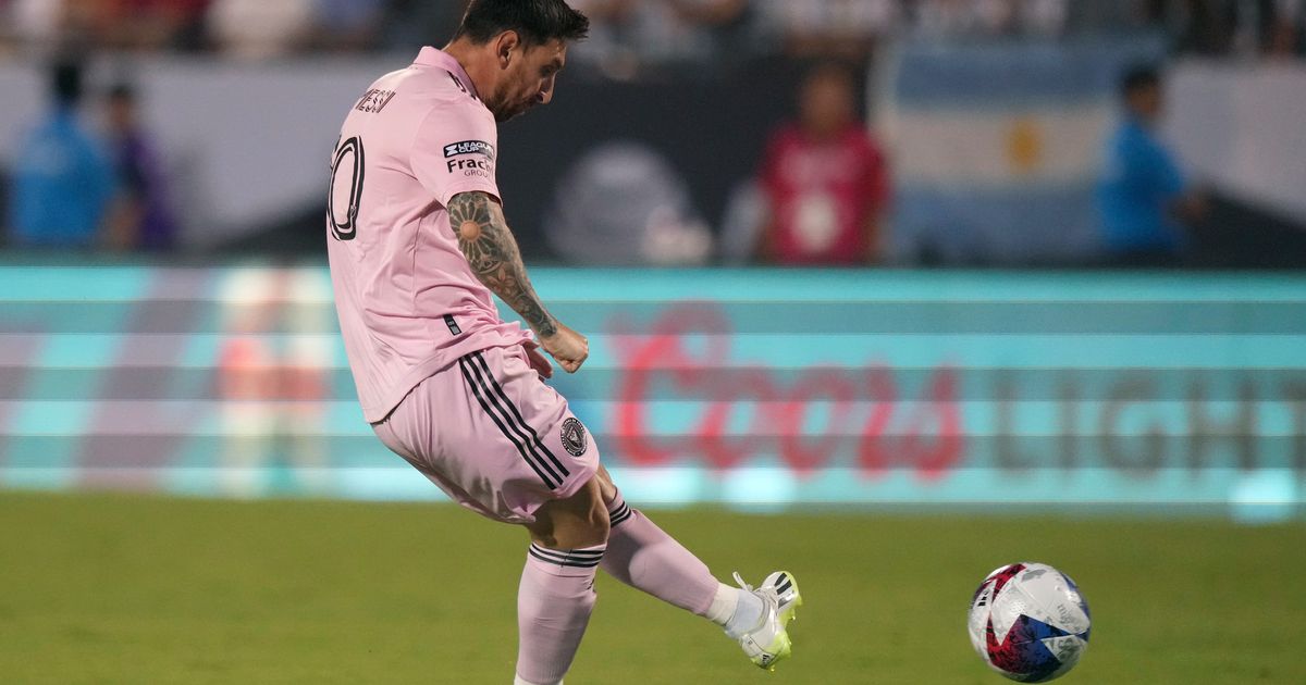 Inter Miami's Lionel Messi Scores Early in First Away Game Against FC Dallas
