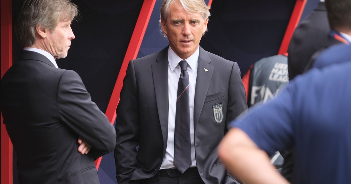 Italy Coach Roberto Mancini Steps Down After Mixed Results During Tenure