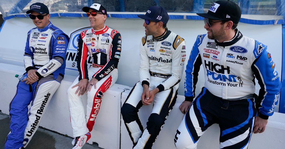 Kevin Harvick Ready for Final NASCAR Playoff Run