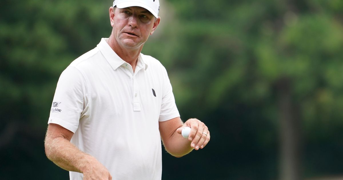 Lucas Glover Shoots Low Round to Take Lead in FedEx Cup Opener