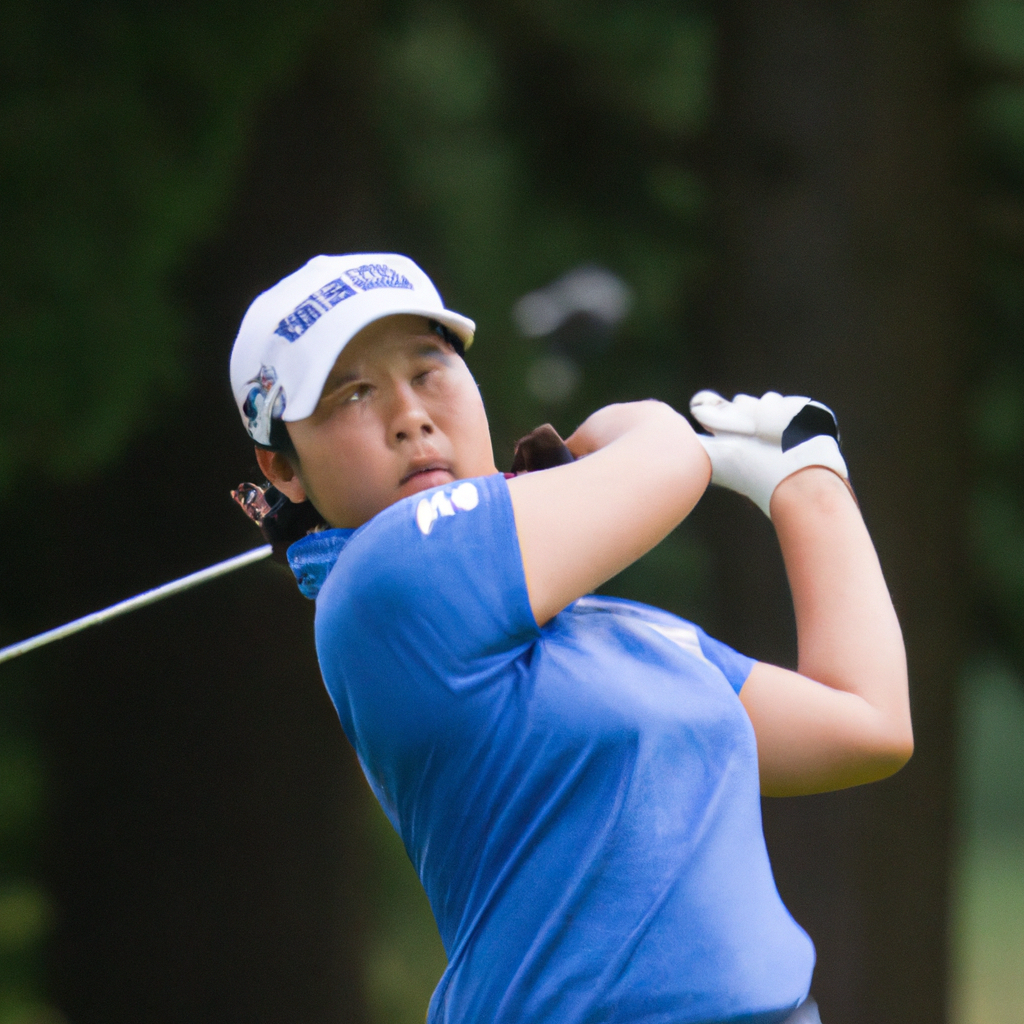 Megan Khang Leads CPKC Women's Open After Back-Nine Burst of 66 at Difficult Shaughnessy Course