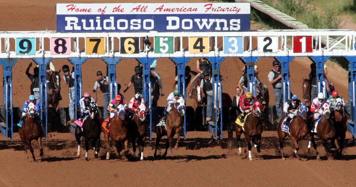 New Mexico Governor Calls for Measures to Ensure Drug-Free Horse Racing