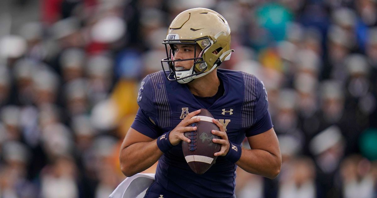 Notre Dame Thinks Big After Hartman's Impressive Debut Win Over Navy