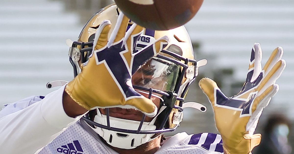 Projected Starting Lineup and Observations from University of Washington's 17th Preseason Camp Practice