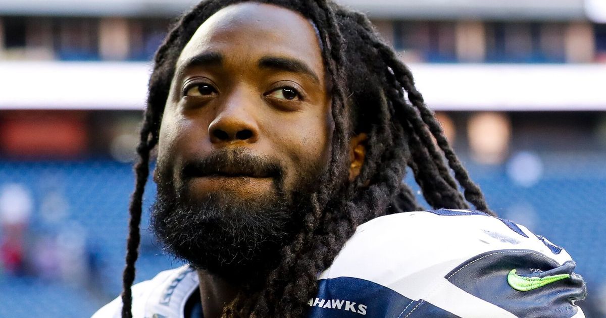 Seattle Seahawks Pay Tribute to Late Running Back Alex Collins and His "Great Spirit"