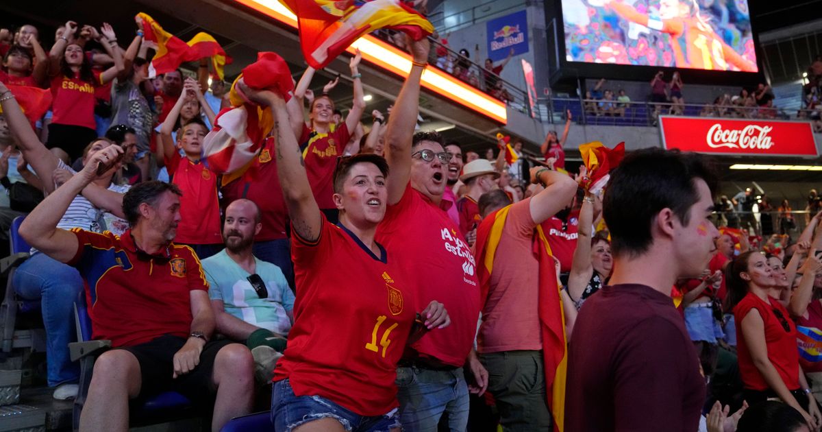 Spaniards Celebrate La Roja's Victory at 2019 Women's World Cup