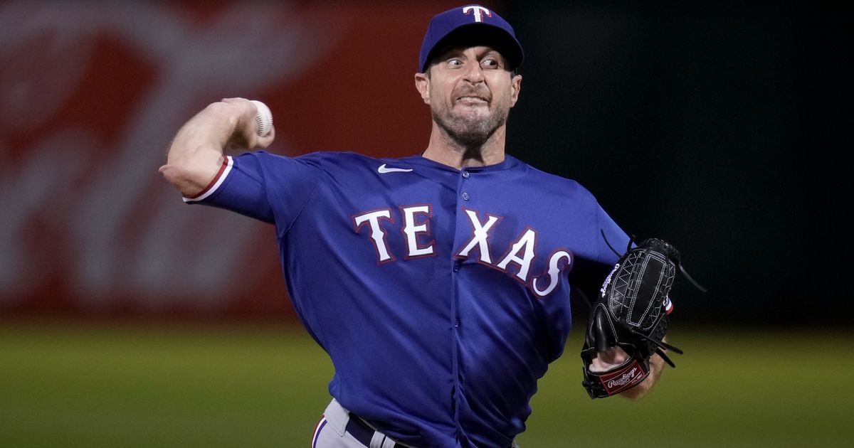 Washington Nationals' Max Scherzer Leads Team to Eighth Consecutive Victory Over Oakland Athletics