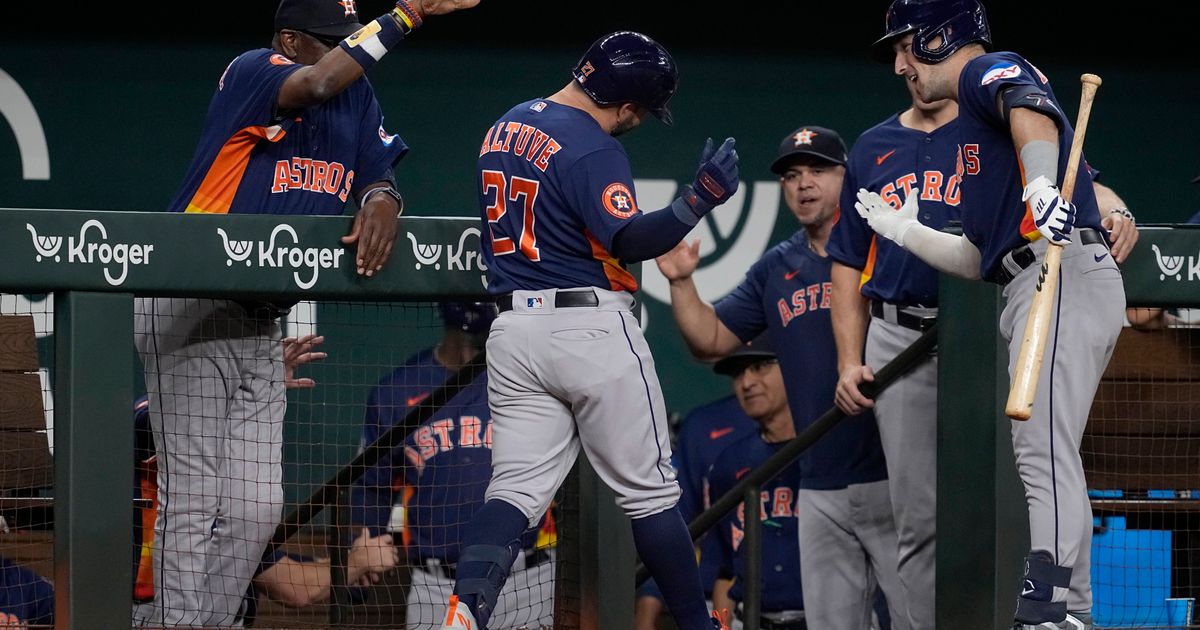 Astros' Altuve and Maldonado Combine for Five Home Runs in 14-1 Rout of Struggling Rangers