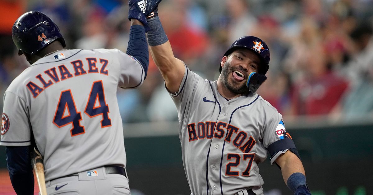 Astros' DubÃ³n and Altuve Hit Back-to-Back Home Runs Twice in 13-6 Victory Over Rangers