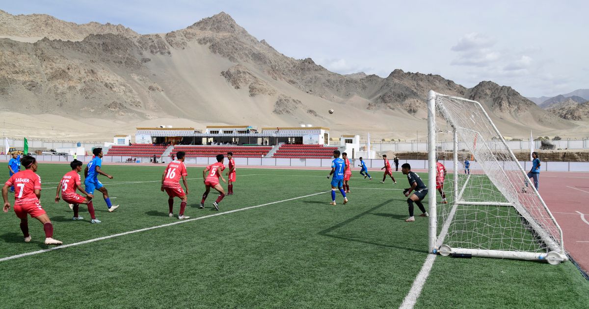 Climate Change Concerns Highlighted Through Soccer in India's Ecologically Fragile Ladakh Region