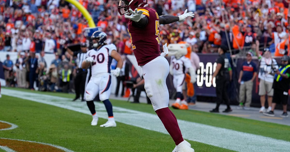 Commanders Defeat Broncos in Thrilling Finish After Howell's Rally and Wilson's Hail Mary