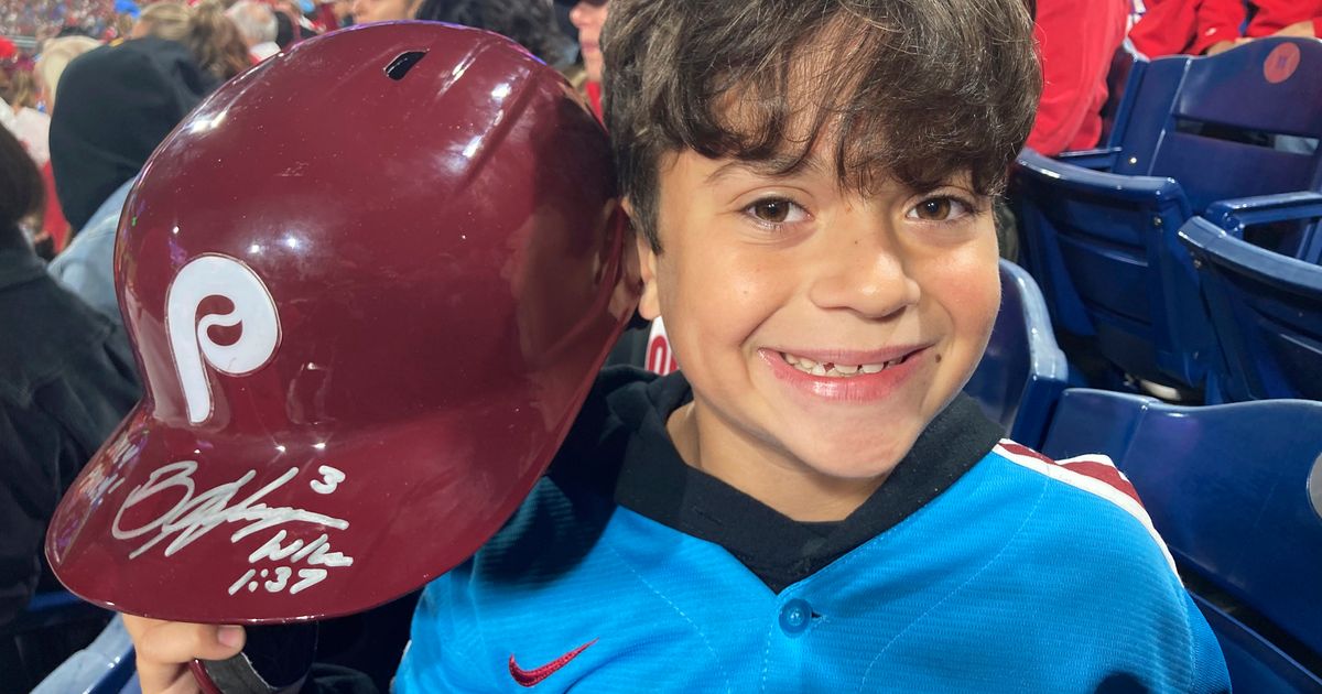 fanPhillies' Bryce Harper Throws Helmet Into Stands, 10-Year-Old Fan Catches It