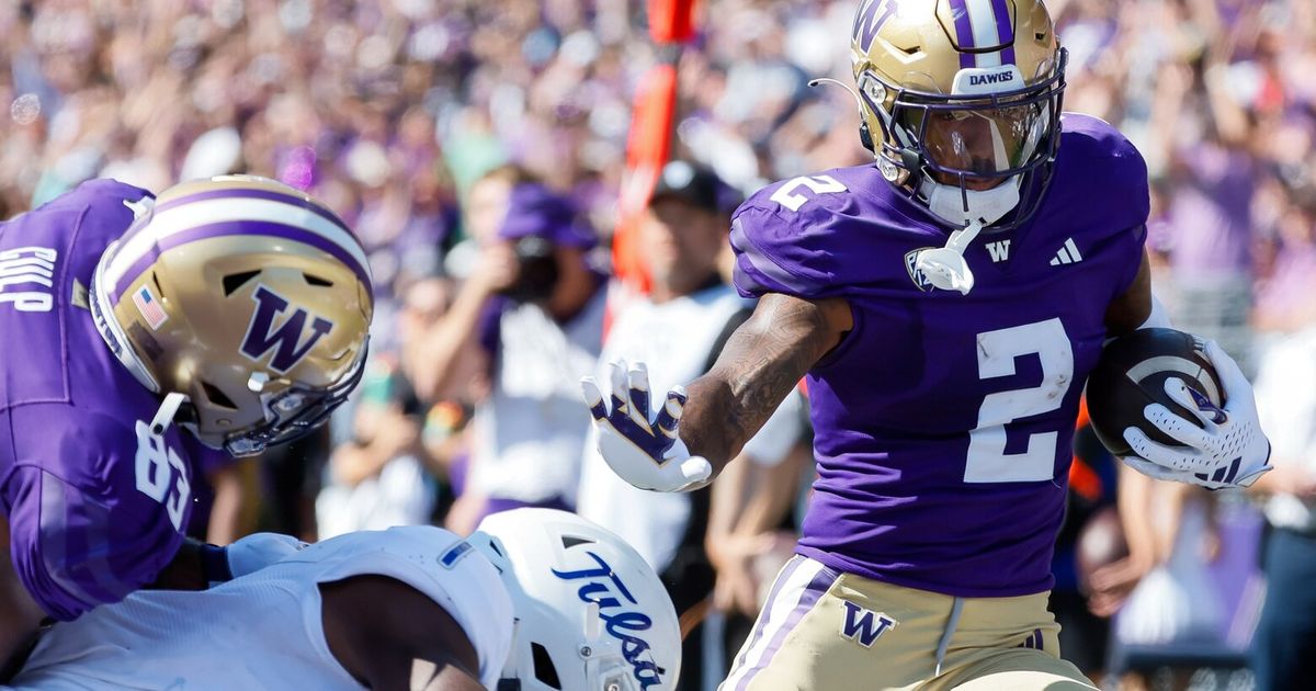 Huskies Dominate Tulsa in 43-10 Victory