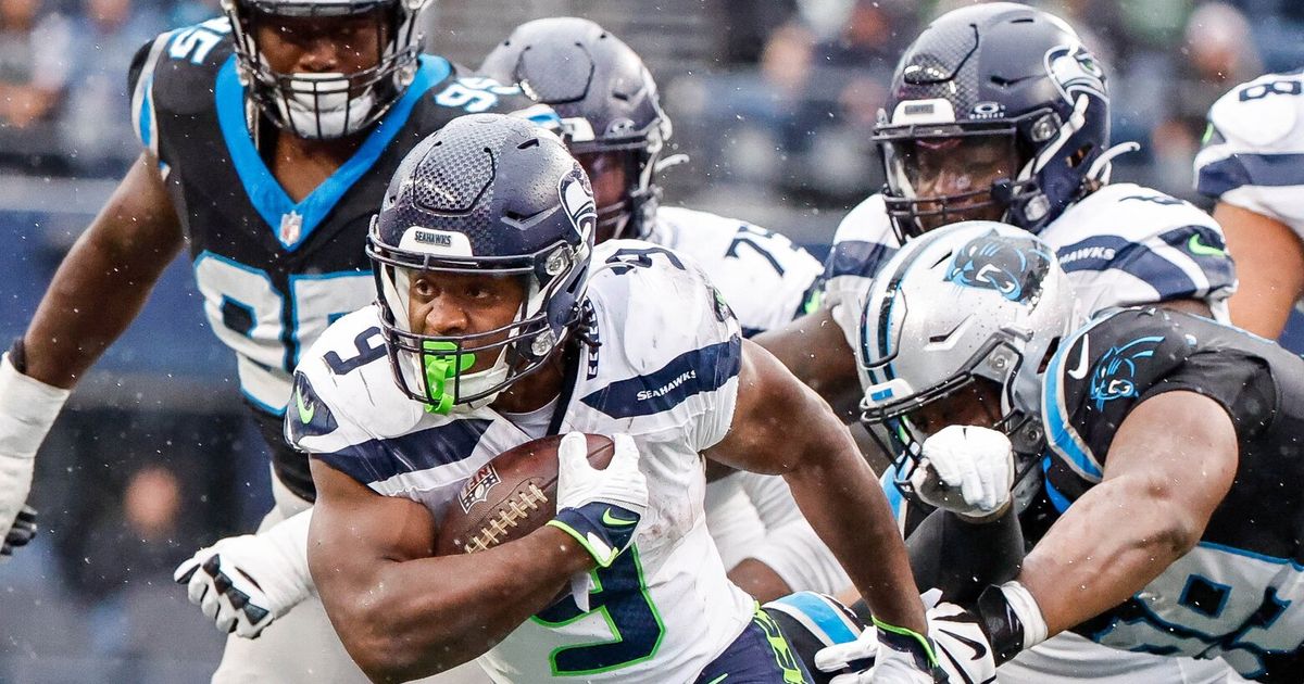 Kenneth Walker III's Three-Touchdown Performance Helps Seahawks Defeat Panthers