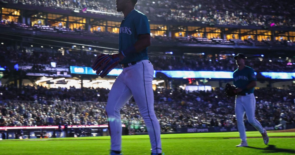 Mariners Miss Out on AL West Title as Dodgers Clinch NL West