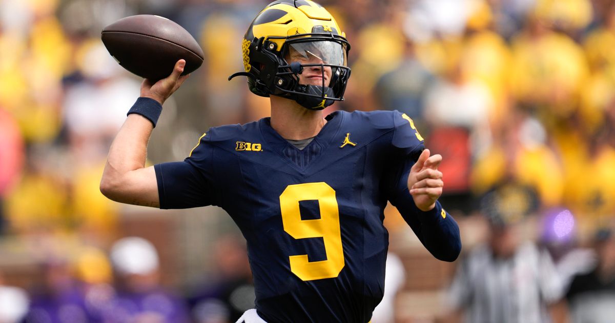 Michigan Wolverines Defeat East Carolina Pirates 30-3 in J.J. McCarthy's Debut without Jim Harbaugh on the Sidelines
