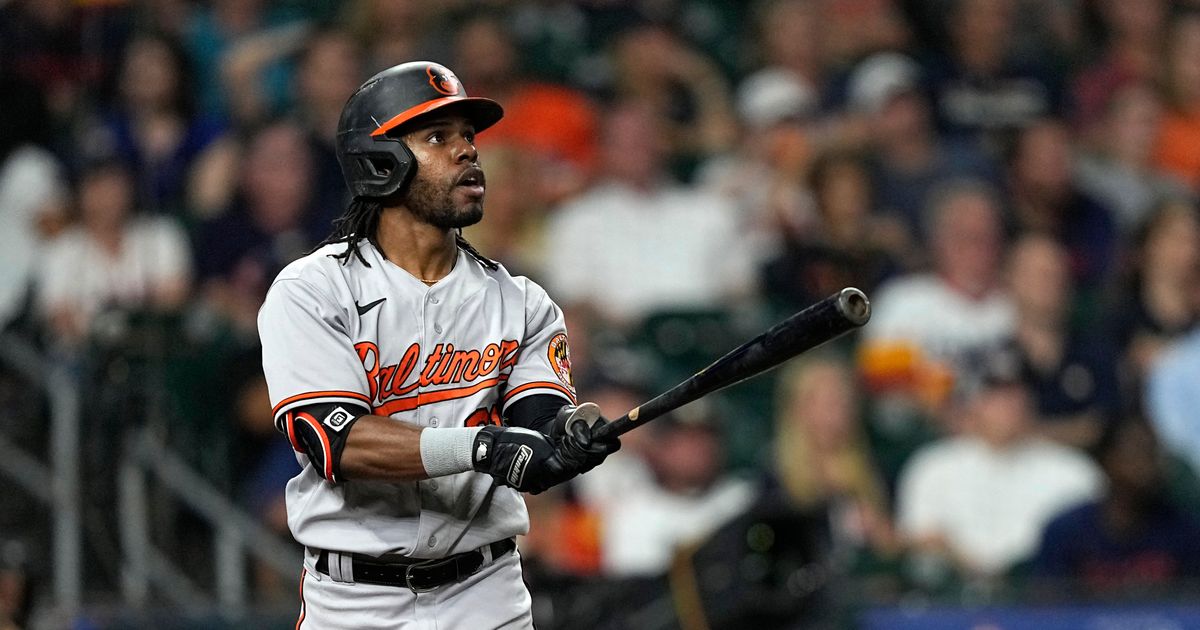 Mullins' 3-Run Homer in 9th Inning Secures 8-7 Victory for Orioles Over Astros