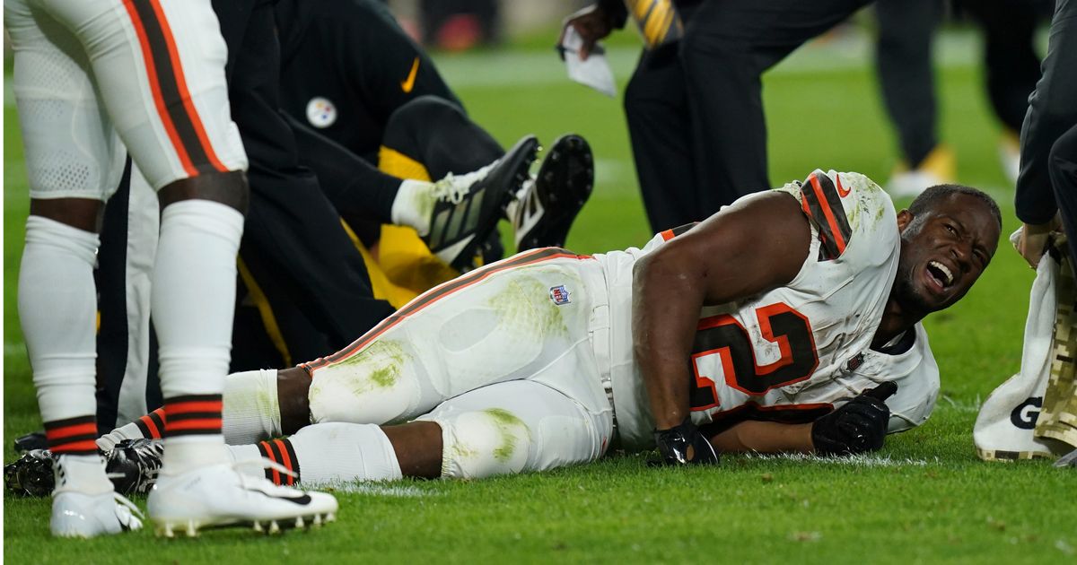 Nick Chubb to Undergo Surgery for Knee Injury Sustained in Browns vs. Steelers Game