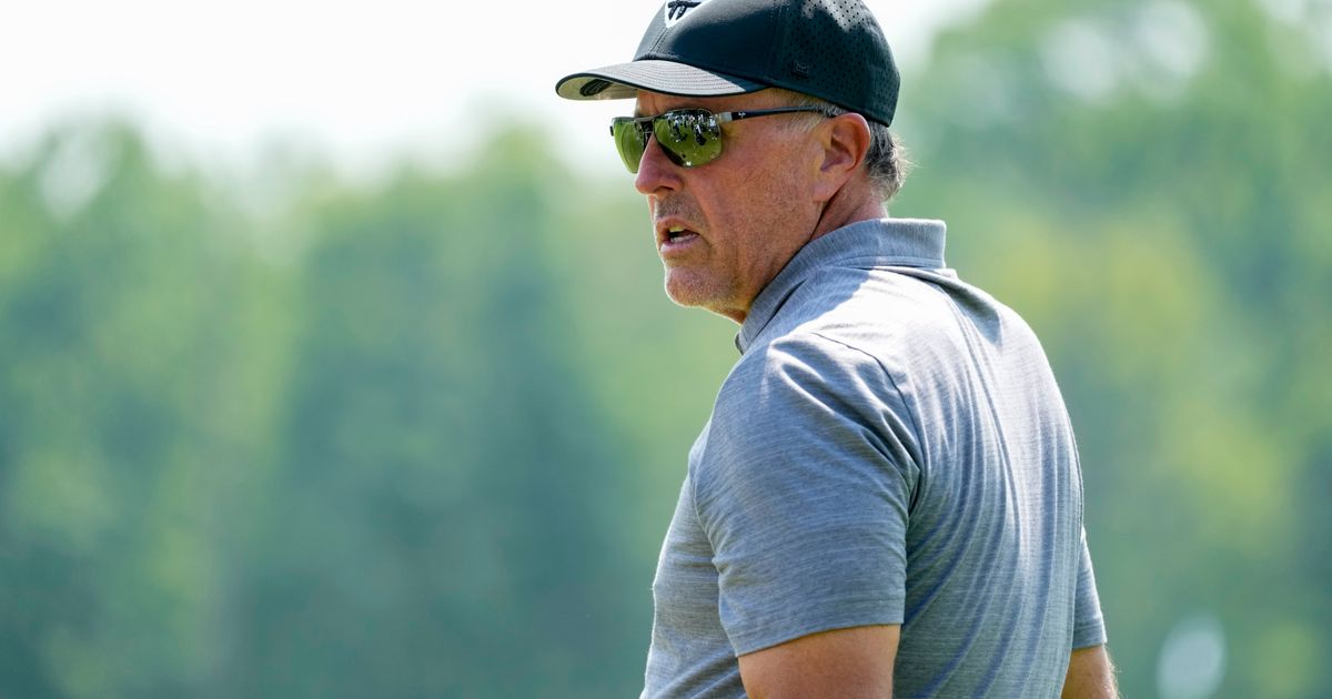 Phil Mickelson Announces End of Gambling, Aims to Become "The Person I Want to Be"