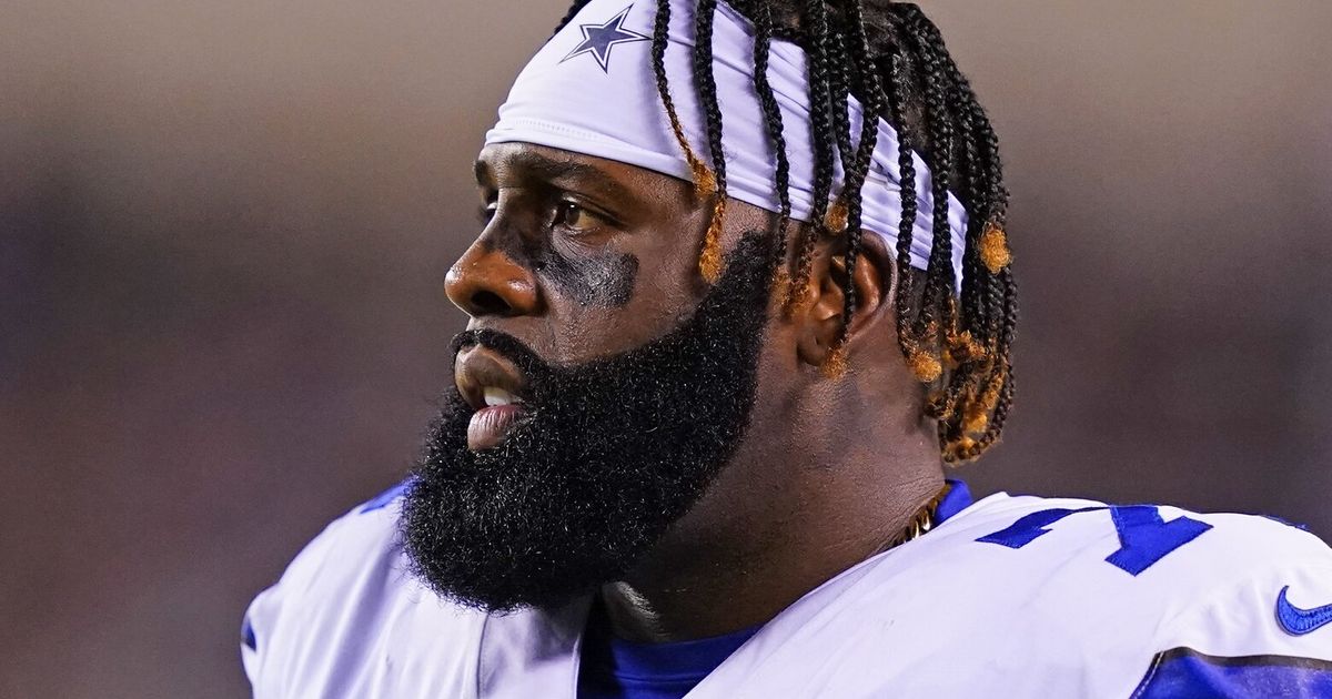 Seattle Seahawks Sign 41-Year-Old Veteran Tackle Jason Peters to Practice Squad