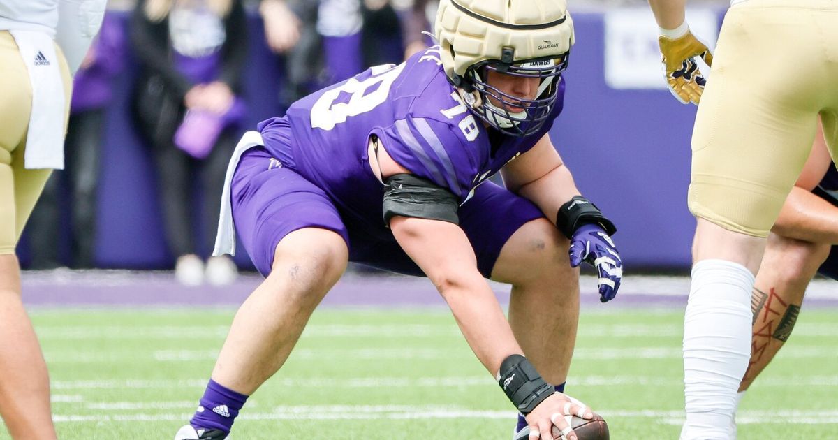 University of Washington Football Team Loses Two Players to Season-Ending Injuries