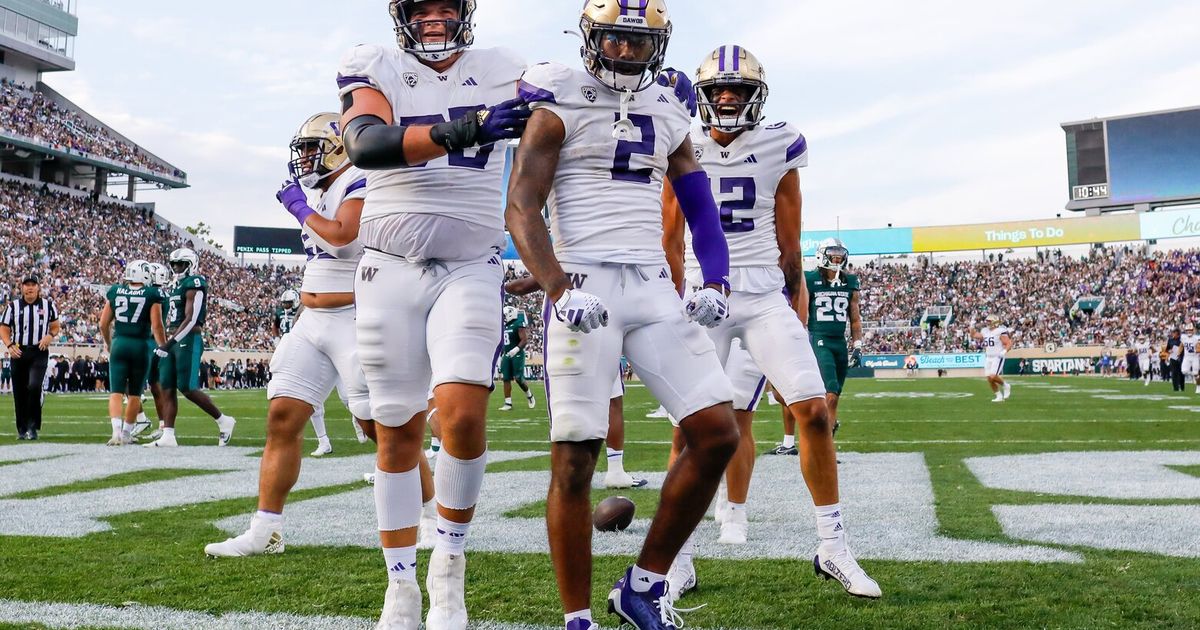 Washington Huskies Dominate Michigan State Spartans in 41-7 Victory
