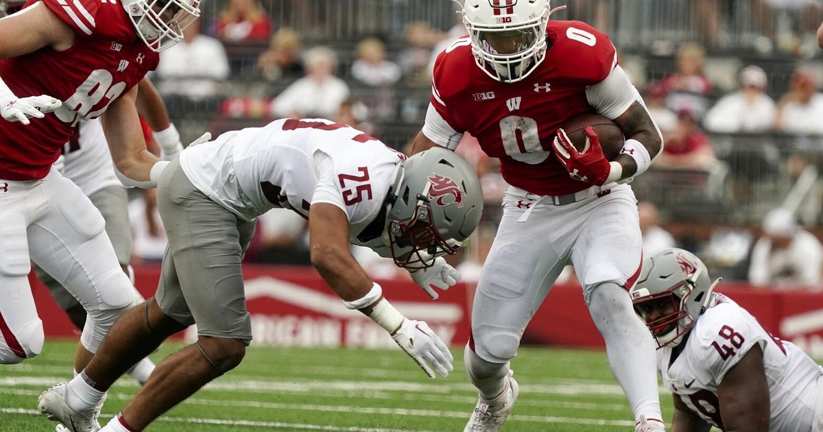 Washington State University Cougars to Host No. 19 Wisconsin Badgers in Highly Anticipated Matchup