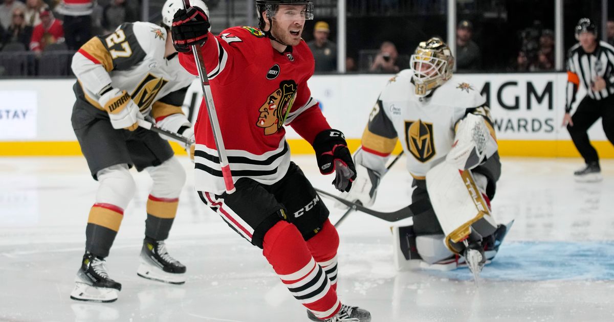 Chicago Blackhawks Defeat Vegas Golden Knights 4-3 in Overtime for First Loss of Season
