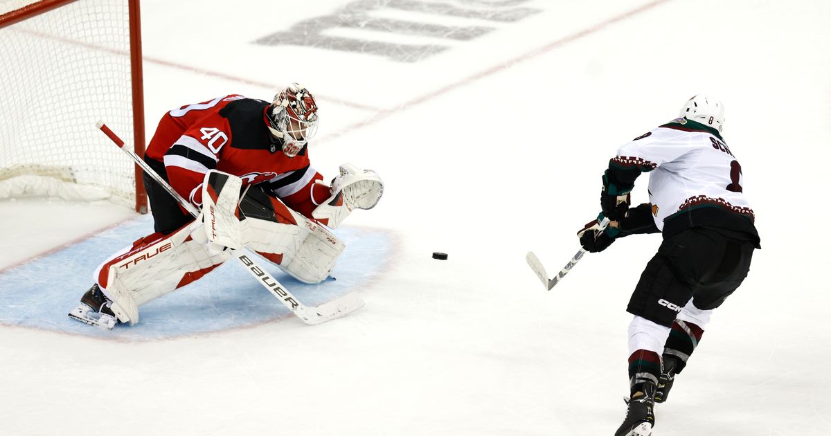 Coyotes Defeat Devils 4-3 in Shootout After Bjugstad and Schmaltz Goals