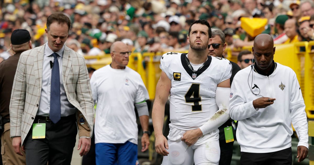 Derek Carr to Start for New Orleans Saints Against Tampa Bay Buccaneers After Shoulder Injury