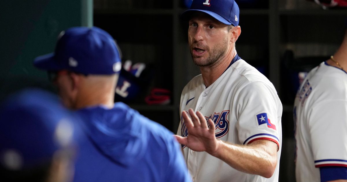 Houston Astros Score Five Runs off Texas Rangers' Max Scherzer in Four Innings of ALCS Game 3