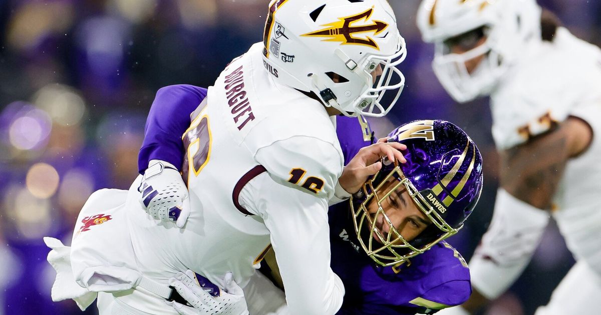 How Will the University of Washington's Puzzling Pass Rush Fare Against Stanford?